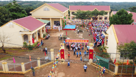 Hỗ trợ 450.000 đồng/tháng và 8kg gạo cho học sinh xã biên giới