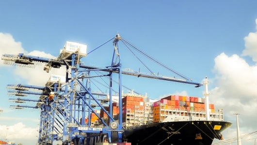 Xuất nhập khẩu hàng hóa Việt Nam cán mốc lịch sử 900 tỷ USD