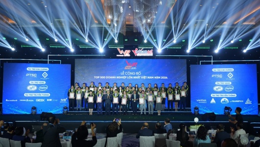 Tuổi CEO VNR500 năm 2025: Thế hệ 7X giữ vai trò trụ cột dẫn dắt doanh nghiệp Việt