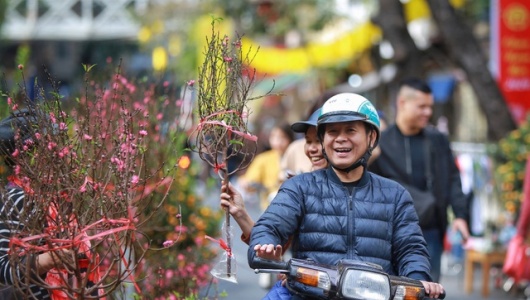 Thủ tướng chỉ đạo chi trả gộp 2 tháng lương hưu, trợ cấp BHXH dịp Tết