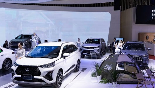 Xe Nhật giảm giá sâu, Toyota bảo hành tới 10 năm cho khách hàng