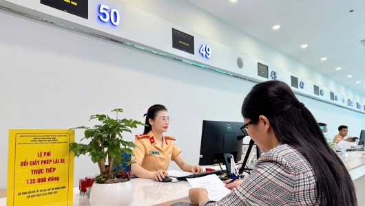 Công an Quảng Ninh cảnh báo thủ đoạn “cò mồi” cấp đổi giấy phép lái xe