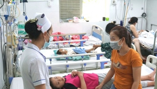 Bộ Y tế cảnh báo khẩn về bệnh sốt xuất huyết, tay chân miệng