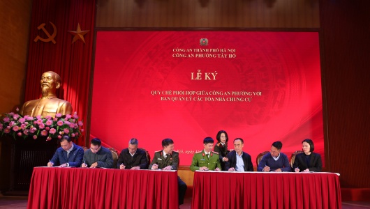 Công an phường Tây Hồ: Chú trọng công tác quản lý người nước ngoài và an ninh trật tự tại các khu chung cư 