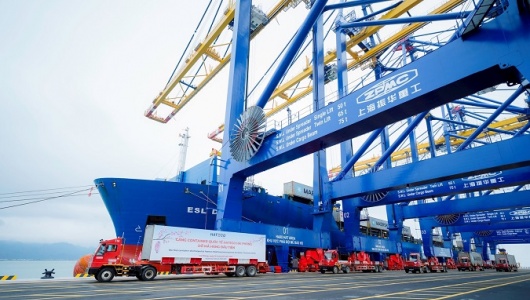 Năm 2025, thương mại Việt Nam - Singapore đạt gần 40 tỷ SGD