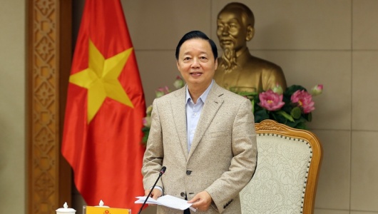 Siết chặt quản lý xe khách giường nằm 2 tầng, xe điện bốn bánh