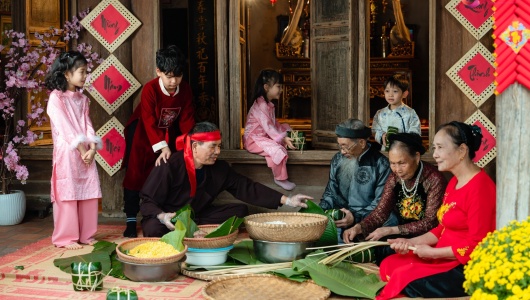 Làng nghề bánh chưng Hùng Lô tất bật những ngày cận Tết