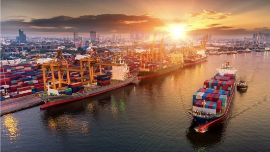 Lo “nghẽn cổ chai” trên biển vì chiến sự, DN Việt ngồi trên đống lửa