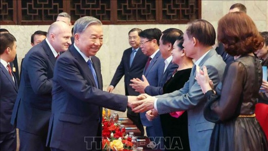 Tổng Bí thư Tô Lâm dự Chương trình giao lưu nghệ thuật 'Tâm hồn Nga trong lòng Việt Nam'