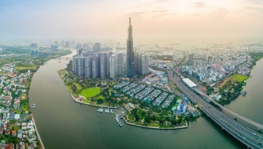 Kinh tế Việt Nam 2026: Vượt qua 'tham số rủi ro' để bứt phá năng suất và công nghệ