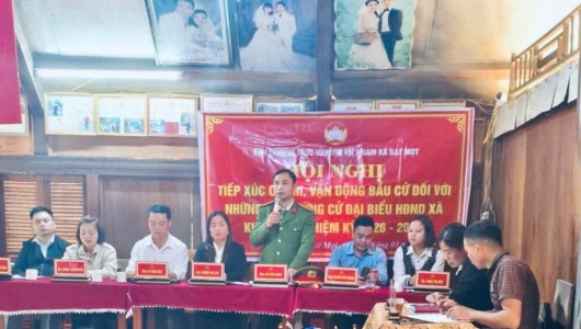 Thanh Hóa: “Đi từng nhà, đến từng thuyền” tuyên truyền công tác bầu cử