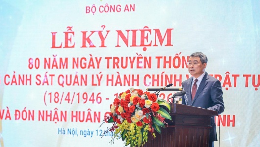 Thủ tướng: Chuyển mạnh tư duy từ 'quản lý' sang 'quản trị quốc gia hiện đại'