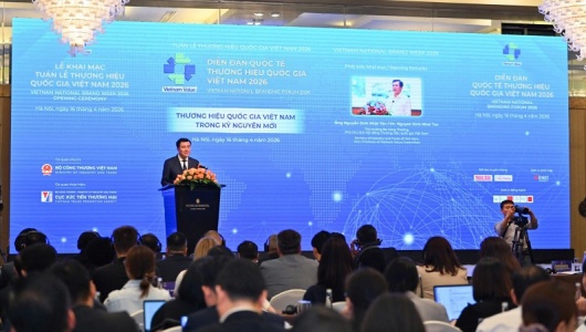 Xây dựng Thương hiệu Quốc gia Việt Nam: Chuyển mình từ 'gia công' sang bản sắc!