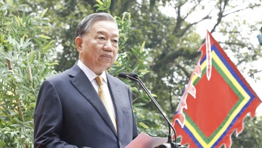 Tổng Bí thư, Chủ tịch nước Tô Lâm gặp gỡ nói chuyện với bà con tại Đền Hùng