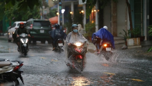 Dự báo thời tiết ngày 29/4: Bắc Bộ và Trung Bộ có mưa lớn