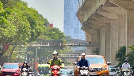 Dự báo thời tiết ngày 11/5: Bắc Bộ có mưa dông vài nơi, Nam Bộ nắng nóng