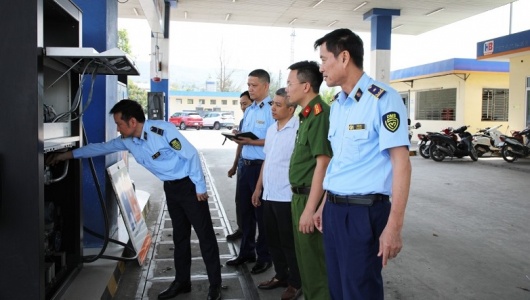 Quảng Ninh siết chặt kiểm tra, thực hiện các giải pháp chống buôn lậu và gian lận xăng dầu