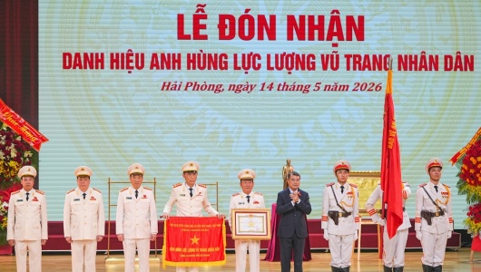 Thủ tướng trao danh hiệu Anh hùng LLVTND cho Công an Hải Phòng 
