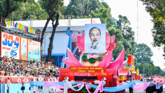 Tư tưởng Hồ Chí Minh soi sáng hành trình phát triển đất nước