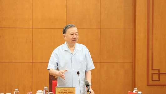 'Không để nguồn lực quốc gia nằm im trong tranh chấp, trong tâm lý sợ thủ tục'