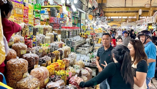 Bộ Tài chính đề xuất chính sách 'tiếp sức' hộ kinh doanh chuyển đổi lên doanh nghiệp