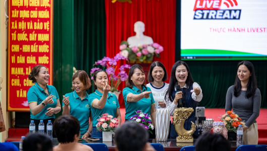 Khi nghệ nhân học livestream và làm chủ công nghệ AI