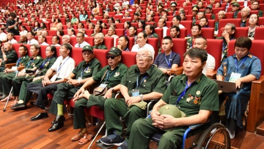 Gần 476 tỷ đồng tặng quà cho người có công nhân dịp kỷ niệm ngày Thương binh - Liệt sĩ