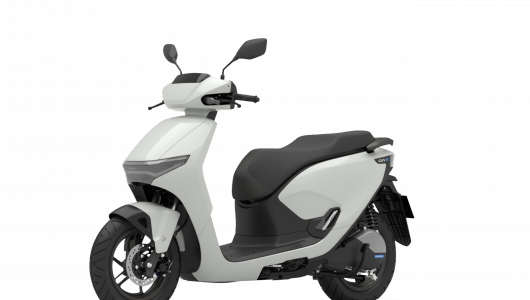 Honda Việt Nam mở bán hai mẫu xe máy điện Honda CUV e: và Honda UC3