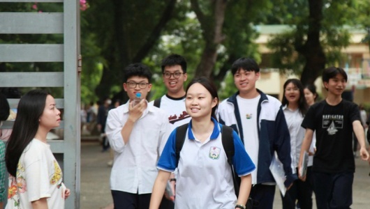 Hôm nay, hơn 1,2 triệu thí sinh làm thủ tục dự thi tốt nghiệp THPT 2026