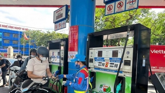 Xăng E10RON95-III chính thức thay thế RON95-III từ ngày 16/6