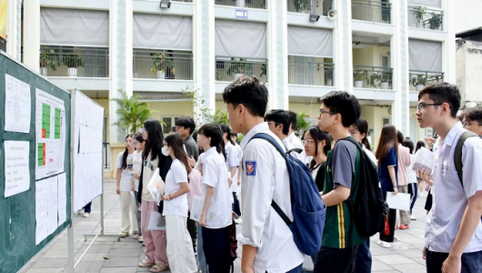 Hà Nội công bố điểm chuẩn vào lớp 10 công lập năm học 2026 - 2027