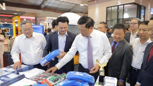 Hơn 2.500 gian hàng hội tụ giải pháp xanh và công nghệ mới tại Vietbuild TP.HCM