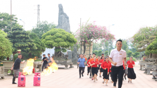 Thái Nguyên: Nâng cao năng lực ứng phó cháy nổ tại Trung tâm thương mại và du lịch Dũng Tân