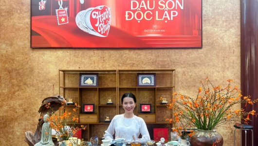 Nghệ nhân Mai Khánh Hoà và hành trình lan tỏa văn hóa trà Việt của người trẻ 