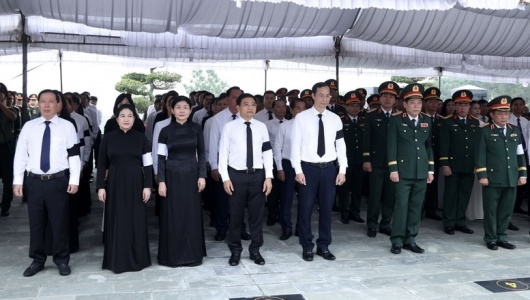 Phó Thủ tướng Nguyễn Văn Thắng dự lễ an táng 63 hài cốt liệt sĩ tại Đồng Nai 