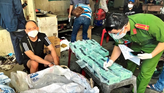 Ninh Bình: Cảnh báo thủ đoạn vận chuyển ma túy qua dịch vụ chuyển phát nhanh 