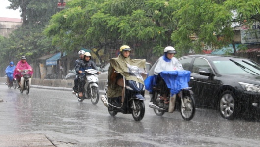 Dự báo thời tiết ngày 20/7: Bắc Bộ có mưa rải rác, Trung Bộ nắng nóng