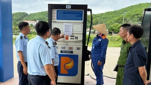 Petrolimex thông tin về việc khách hàng bị hạn chế lượng mua dầu diesel