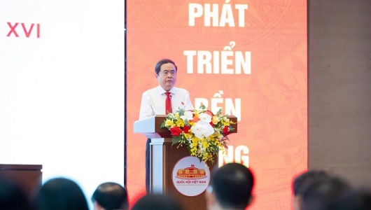 Chủ tịch Quốc hội: Không thể giám sát những vấn đề mới bằng tư duy cũ