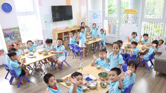 Trước thềm năm học mới, nhiều địa phương kiểm soát chặt chẽ, minh bạch bữa ăn bán trú 