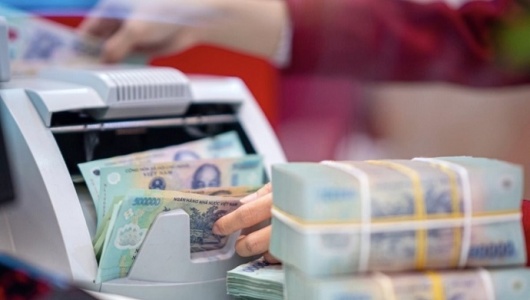 Loạt ngân hàng tiếp tục điều chỉnh lãi suất, cao nhất 7,8%