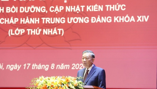 Phải đặt lợi ích của Đảng, quốc gia - dân tộc và nhân dân lên trên hết, trước hết