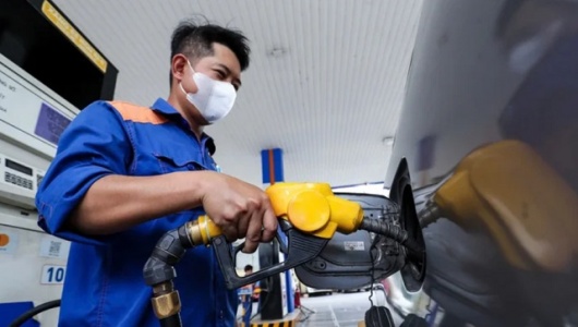 Giá xăng dầu tăng trở lại từ 15h chiều nay
