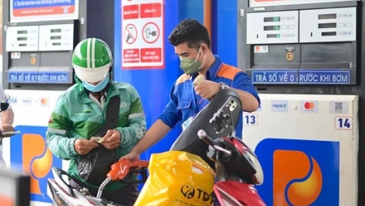 Giá xăng, dầu giảm nhẹ trước dịp nghỉ lễ Quốc khánh 2/9
