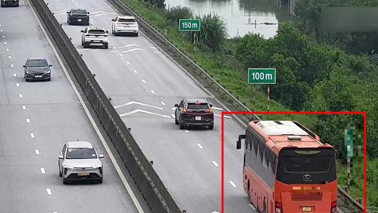 Từ 27/8, xử phạt lỗi không giữ khoảng cách an toàn trên cao tốc Pháp Vân - Nghi Sơn
