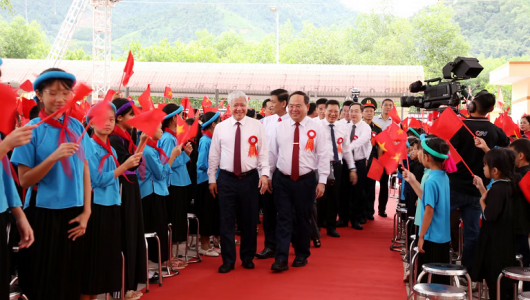 Gần 372.000 học sinh TP Quảng Ninh hân hoan chào mừng năm học mới