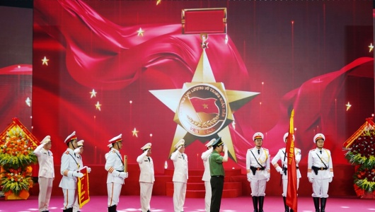 Công an Thanh Hóa đón nhận danh hiệu Anh hùng Lực lượng vũ trang nhân dân thời kỳ kháng chiến chống Mỹ, cứu nước