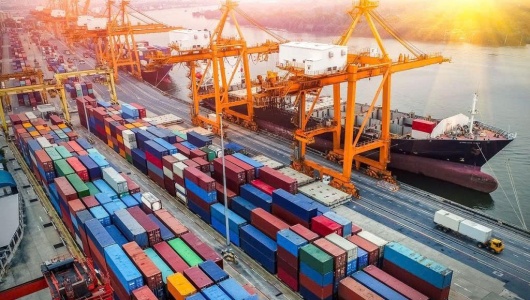 Xuất nhập khẩu 8 tháng đạt kỷ lục 770 tỷ USD, nhập siêu trở lại