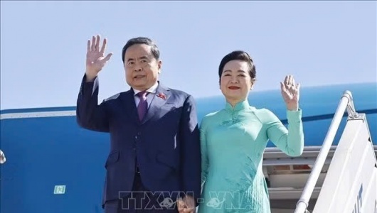 Chủ tịch Quốc hội Trần Thanh Mẫn bắt đầu chuyến thăm chính thức Mông Cổ