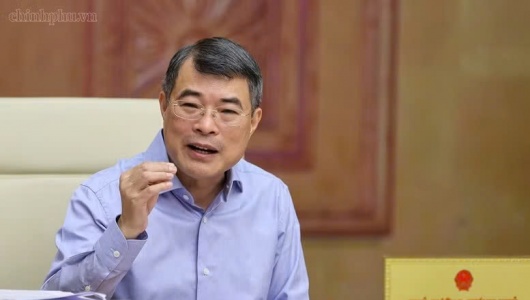 Không để thủ tục hành chính “phình to” khi xuống địa phương